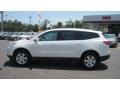 White - Traverse LT AWD Photo No. 2