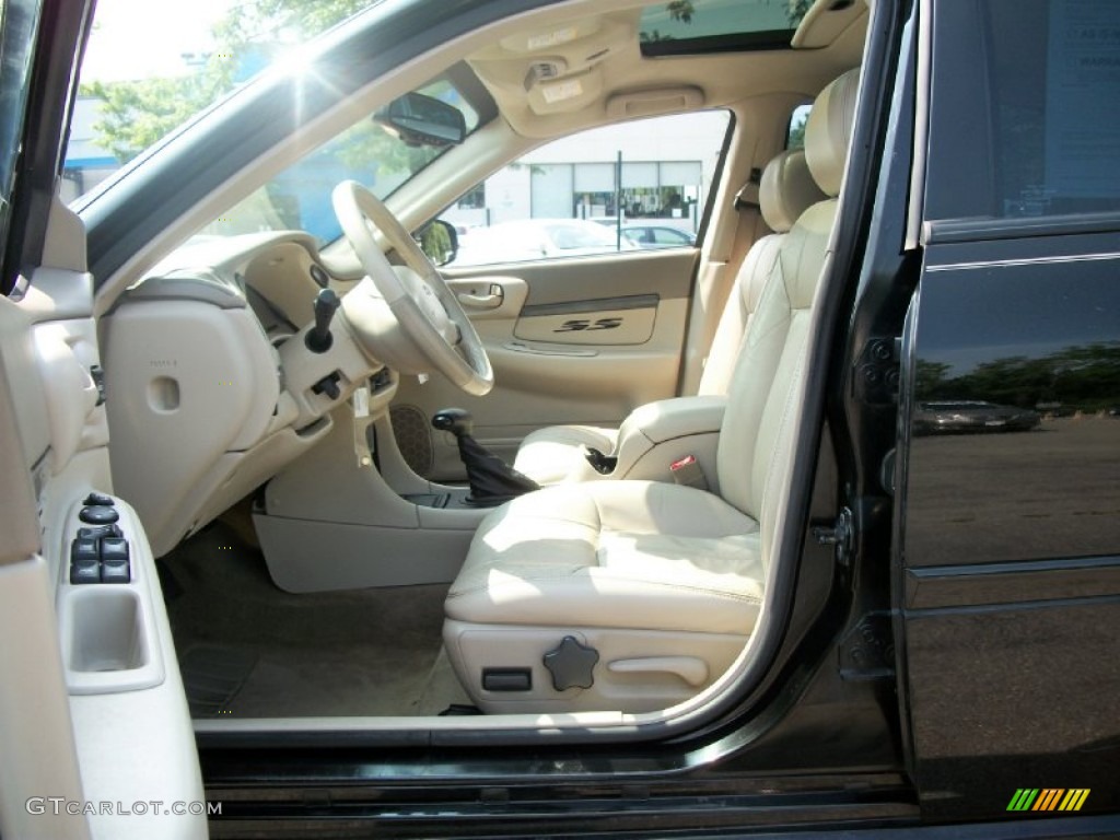 Neutral Beige Interior 2004 Chevrolet Impala SS Supercharged Photo #51059893