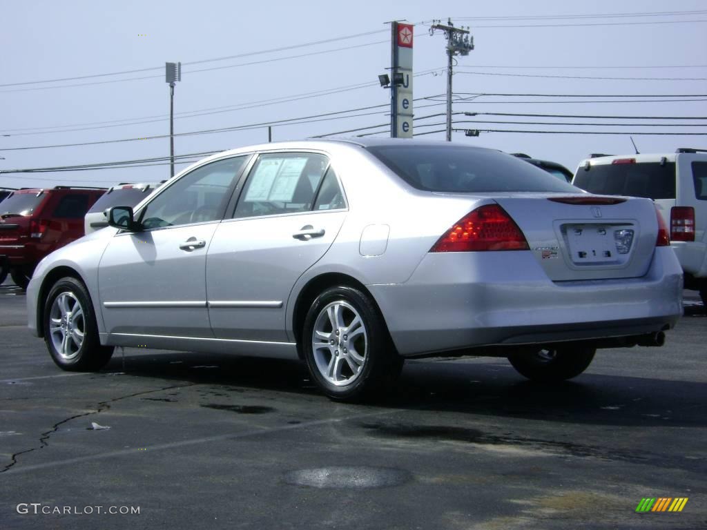 2006 Accord EX Sedan - Alabaster Silver Metallic / Black photo #5