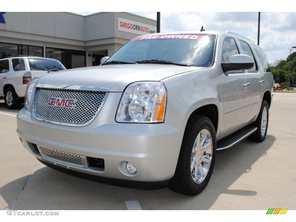 2010 Yukon Denali AWD - Pure Silver Metallic / Ebony photo #1