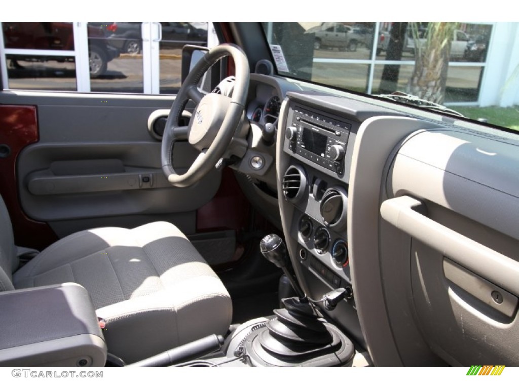 Dark Slate Gray/Medium Slate Gray Interior 2007 Jeep Wrangler Sahara 4x4 Photo #51062389