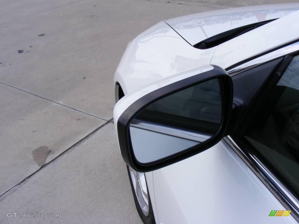 2007 Accord SE Sedan - Taffeta White / Ivory photo #13