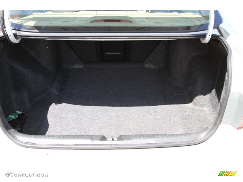 2004 Accord EX Sedan - Taffeta White / Ivory photo #4