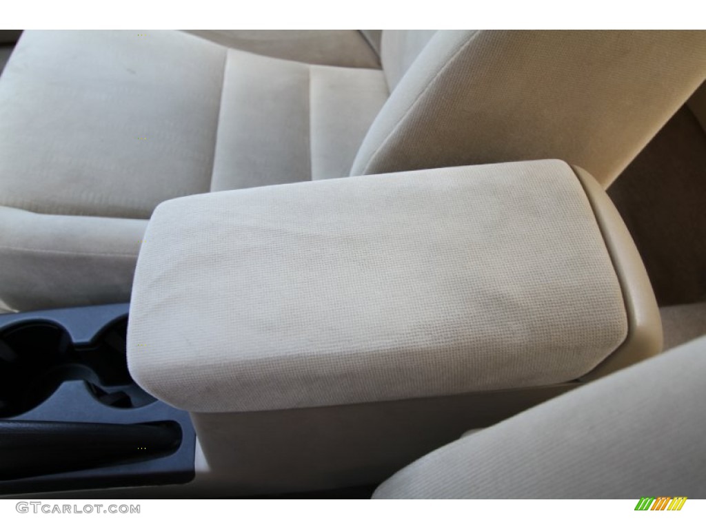 2004 Accord EX Sedan - Taffeta White / Ivory photo #22