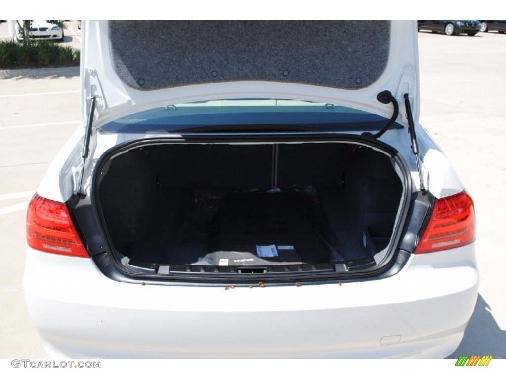 2011 3 Series 328i Coupe - Alpine White / Oyster/Black Dakota Leather photo #7