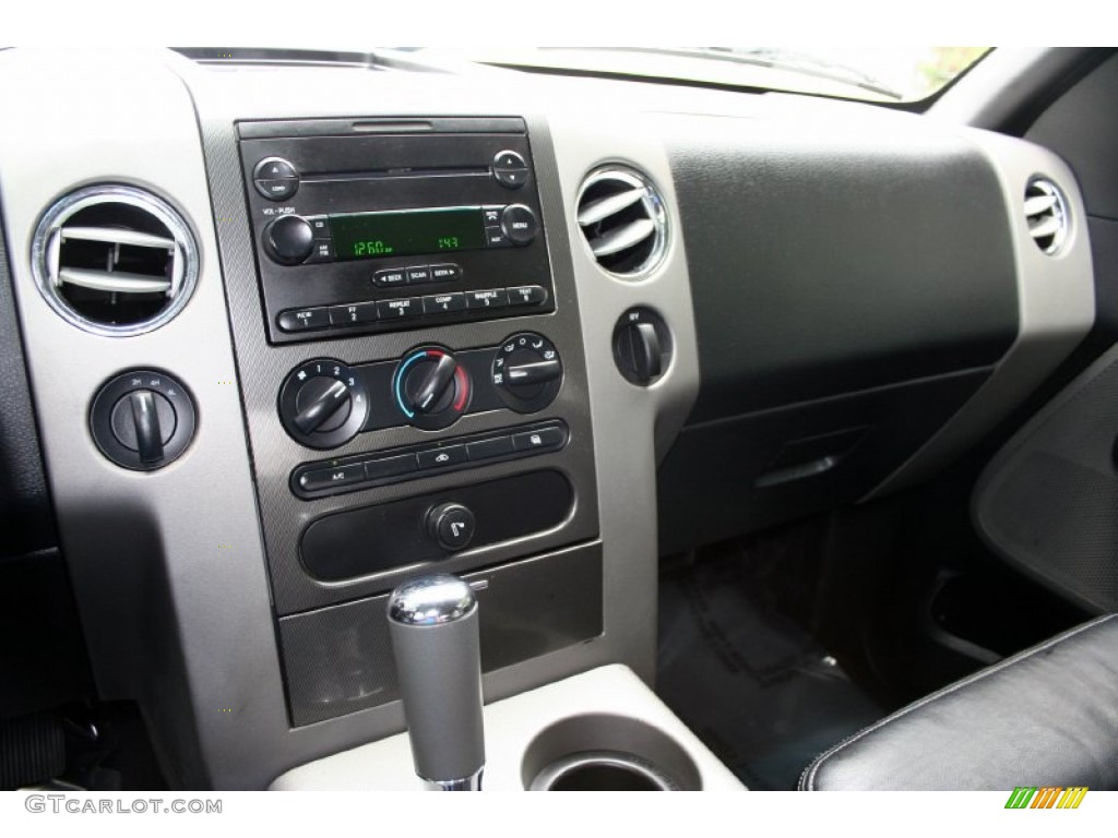 2004 F150 FX4 SuperCrew 4x4 - Black / Black photo #83