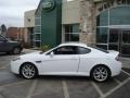 Captiva White - Tiburon GT Photo No. 10