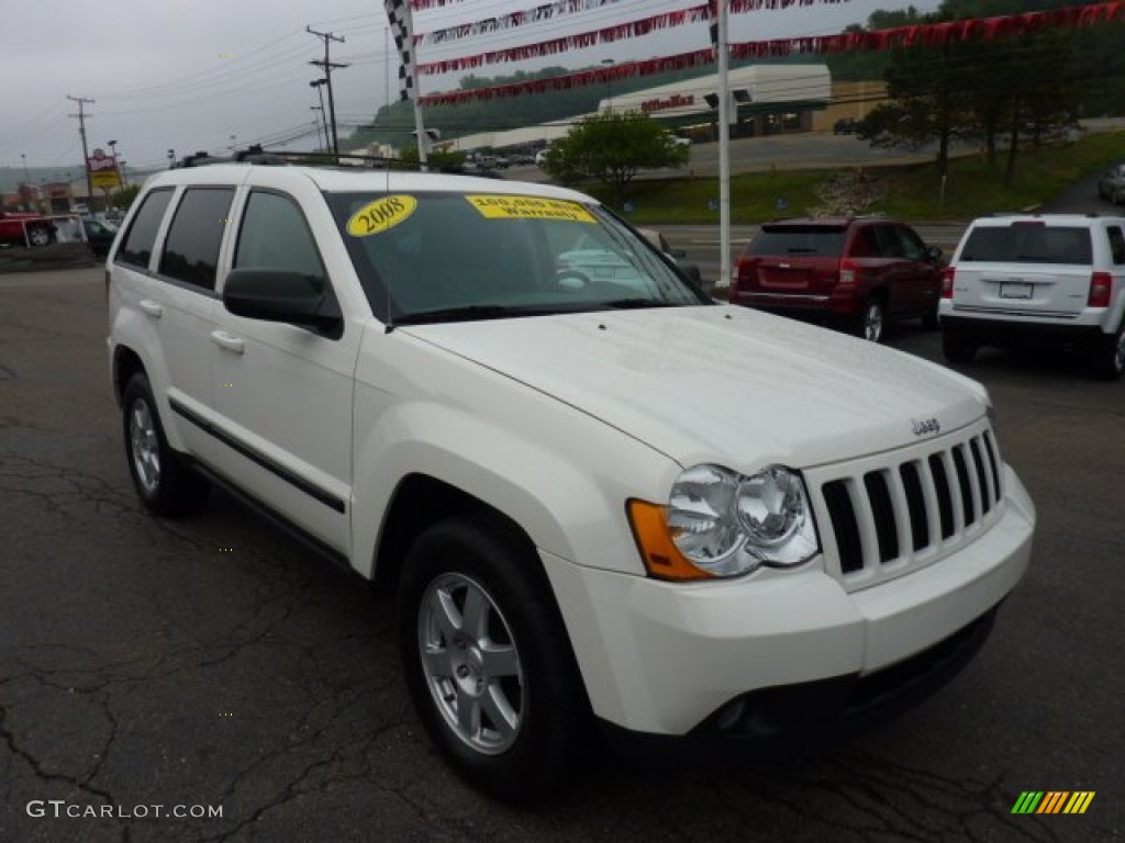 2008 Grand Cherokee Laredo 4x4 - Stone White / Khaki photo #7