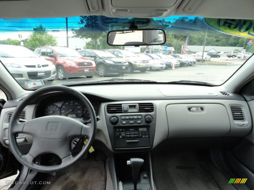 2000 Honda Accord LX V6 Sedan Quartz Dashboard Photo #51071144