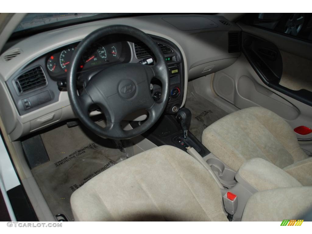 2002 Elantra GLS Sedan - Nordic White / Beige photo #8