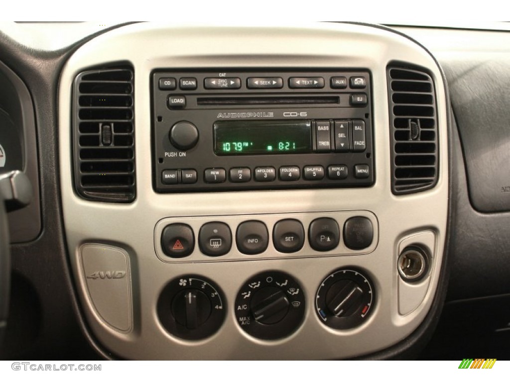 2007 Ford Escape Limited 4WD Controls Photo #51072137