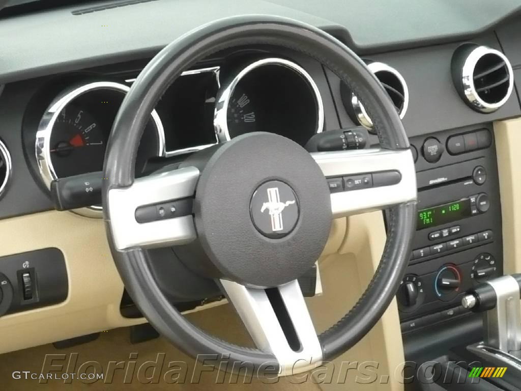 2007 Mustang V6 Premium Convertible - Black / Medium Parchment photo #17