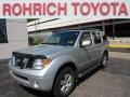 2006 Silver Lightning Metallic Nissan Pathfinder SE 4x4  photo #11