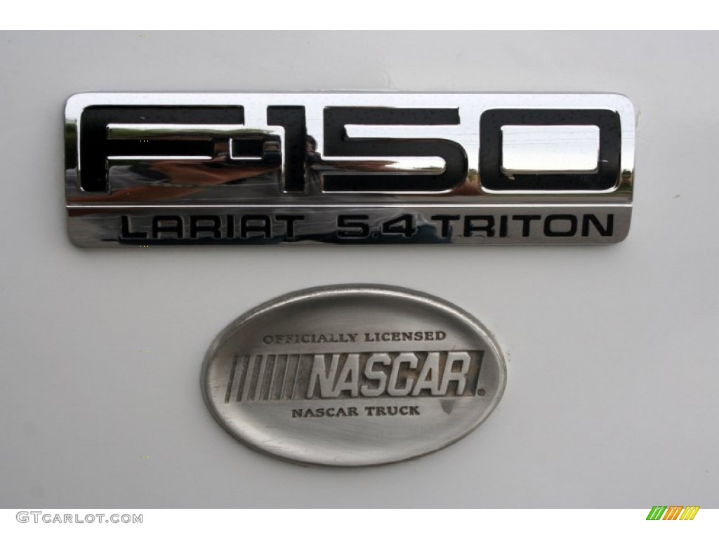 2005 F150 Lariat SuperCrew 4x4 - Oxford White / Black photo #69