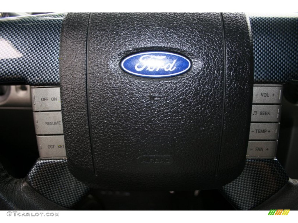 2005 F150 Lariat SuperCrew 4x4 - Oxford White / Black photo #80