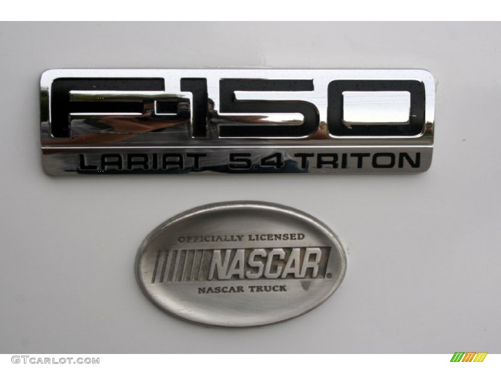 2005 F150 Lariat SuperCrew 4x4 - Oxford White / Black photo #103