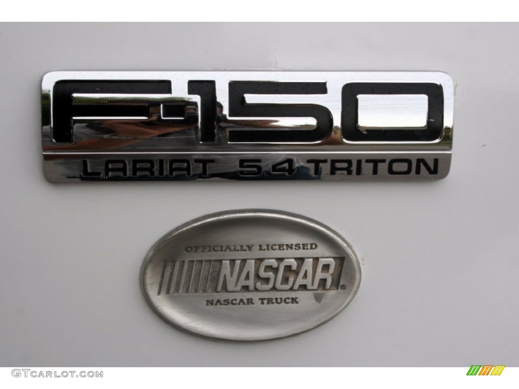 2005 F150 Lariat SuperCrew 4x4 - Oxford White / Black photo #104