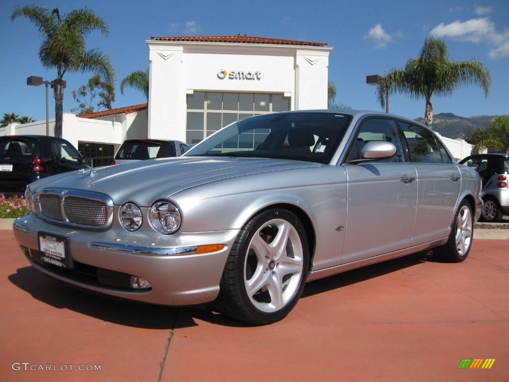 2006 XJ XJ8 L - Platinum Silver Metallic / Charcoal photo #1