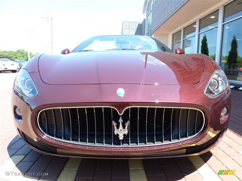 2011 GranTurismo Convertible GranCabrio - Bordeaux Ponteveccio (Red Metallic) / Sabbia photo #13