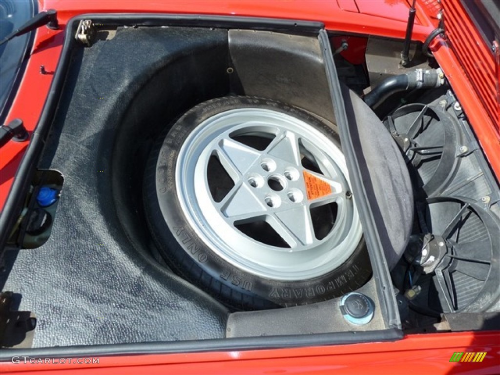 1986 Ferrari 328 GTS Trunk Photo #51082538