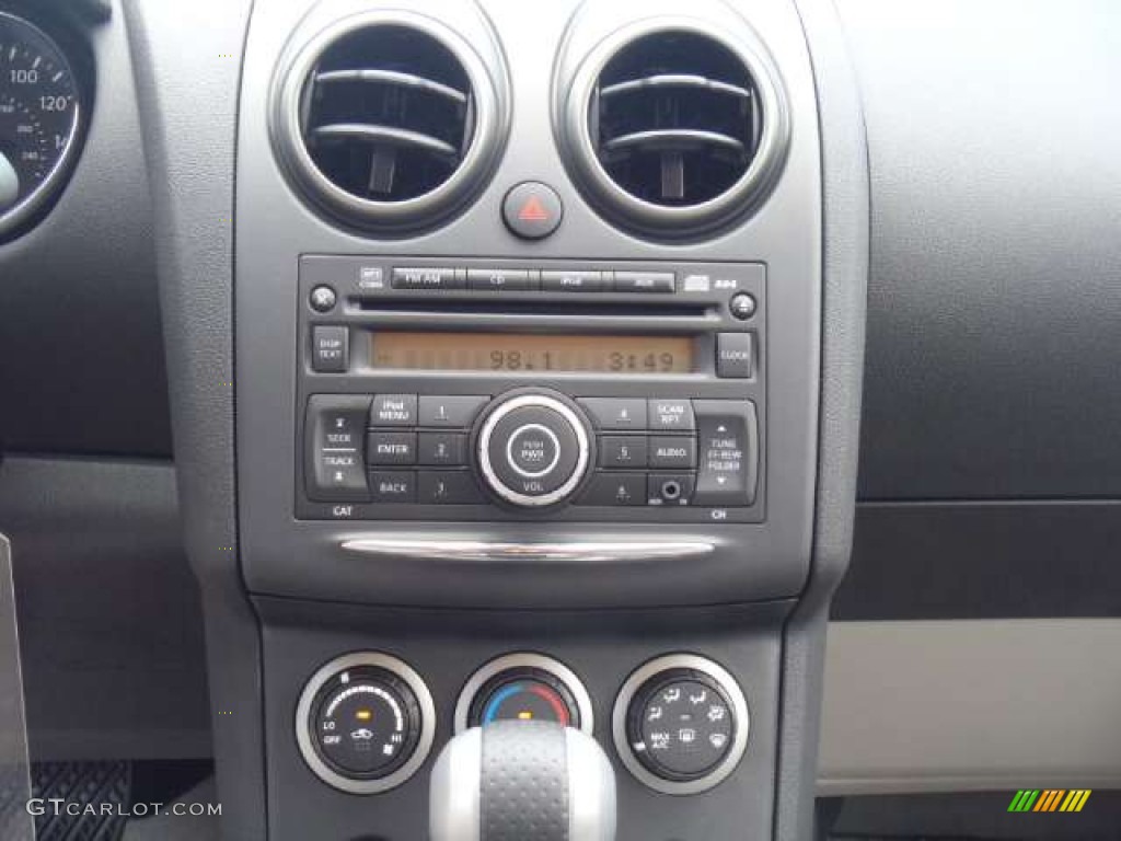 2011 Rogue S - Silver Ice Metallic / Gray photo #9
