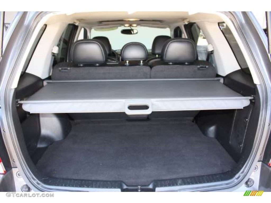 2006 Ford Escape Limited 4WD Trunk Photo #51085478