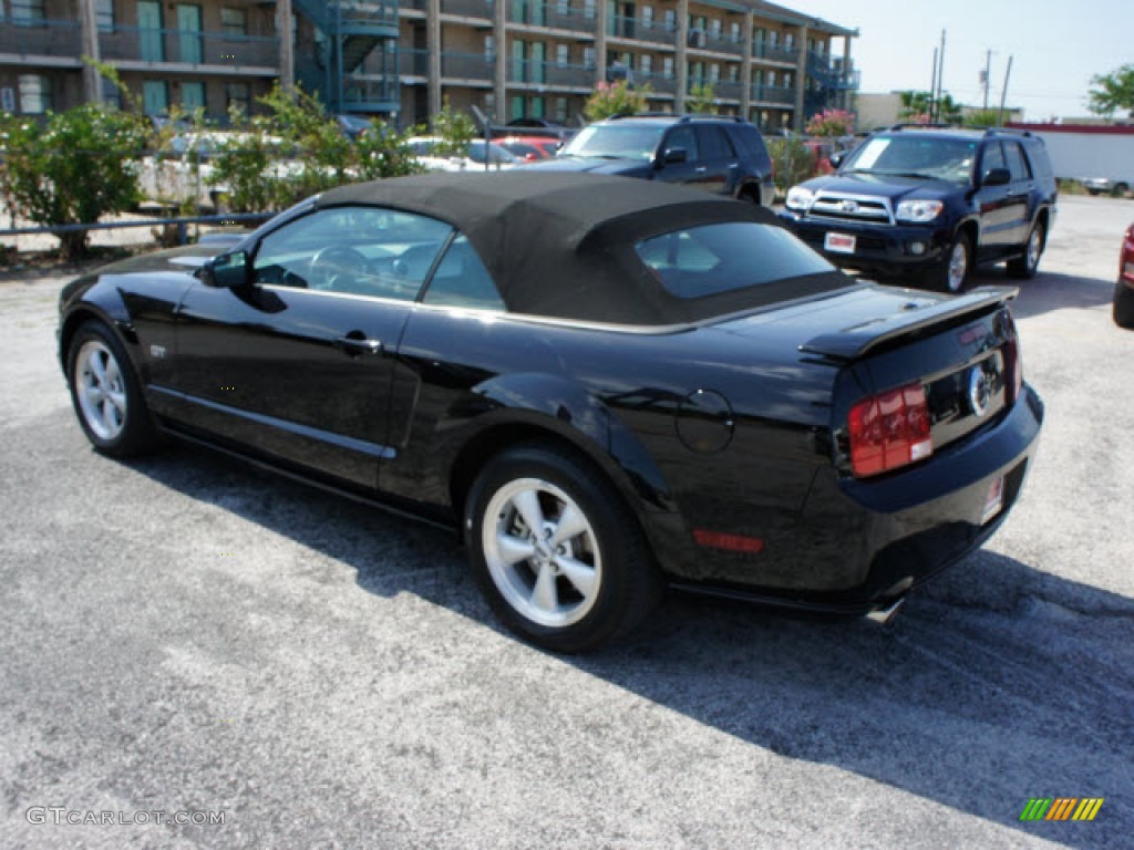 2007 Mustang GT Premium Convertible - Black / Dark Charcoal photo #2