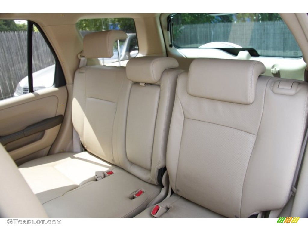 2006 CR-V SE 4WD - Taffeta White / Ivory photo #13