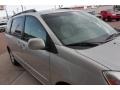 2004 Silver Shadow Pearl Toyota Sienna XLE  photo #19