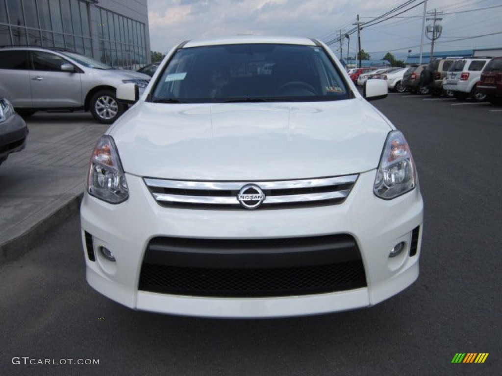 2011 Rogue S AWD Krom Edition - Pearl White / Black photo #11
