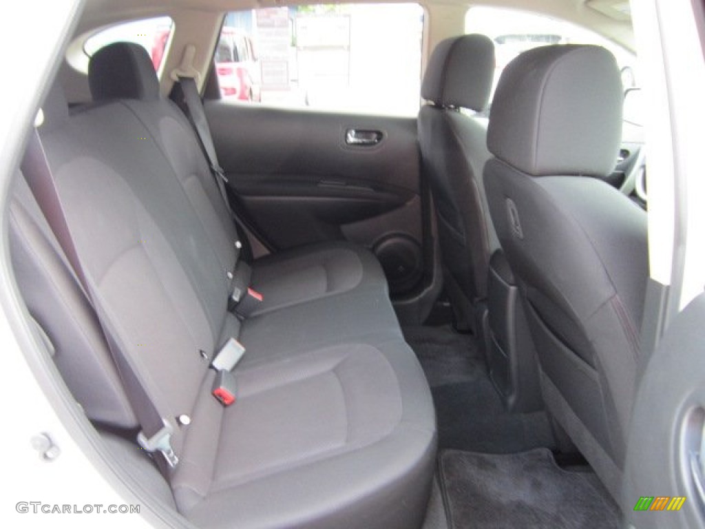 2011 Rogue S AWD Krom Edition - Pearl White / Black photo #16