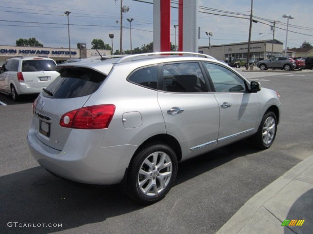 2011 Rogue SL AWD - Silver Ice Metallic / Black photo #10