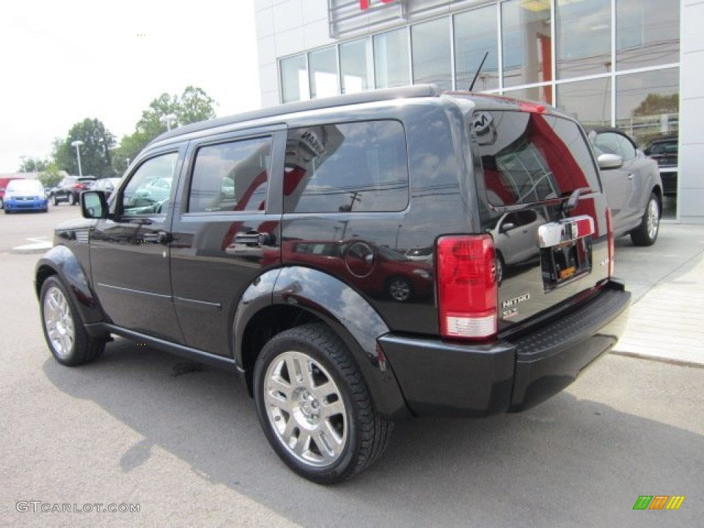 2008 Nitro SLT 4x4 - Brilliant Black Crystal Pearl / Dark Slate Gray/Light Slate Gray photo #7