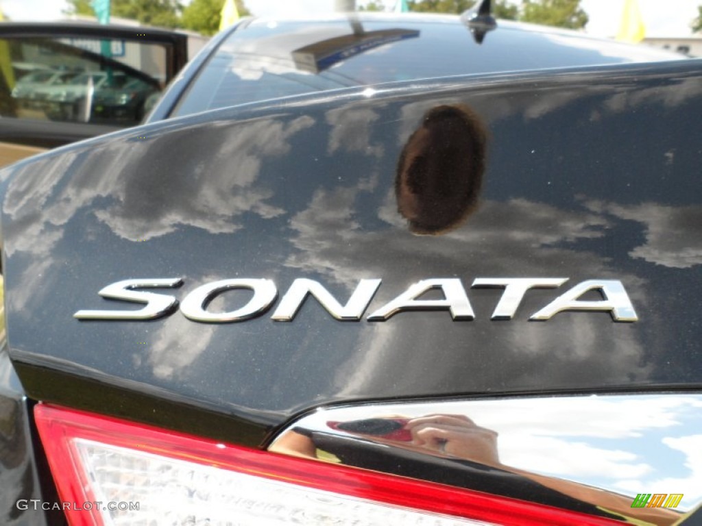 2011 Sonata Limited 2.0T - Midnight Black / Camel photo #15