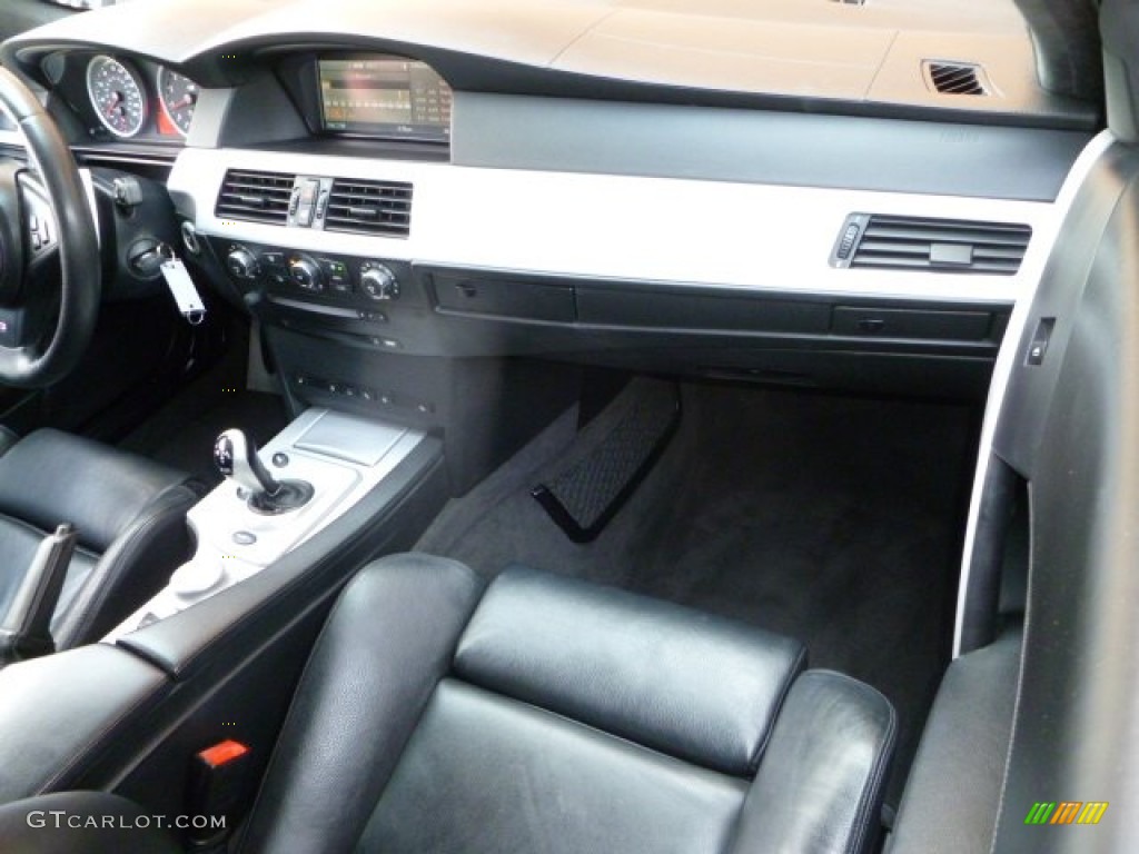 2006 M5  - Silver Gray Metallic / Black photo #25