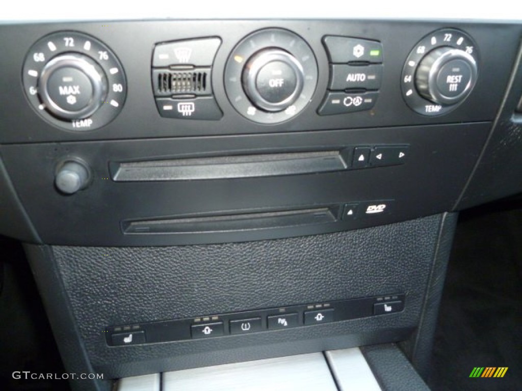 2006 BMW M5 Standard M5 Model Controls Photo #51094058