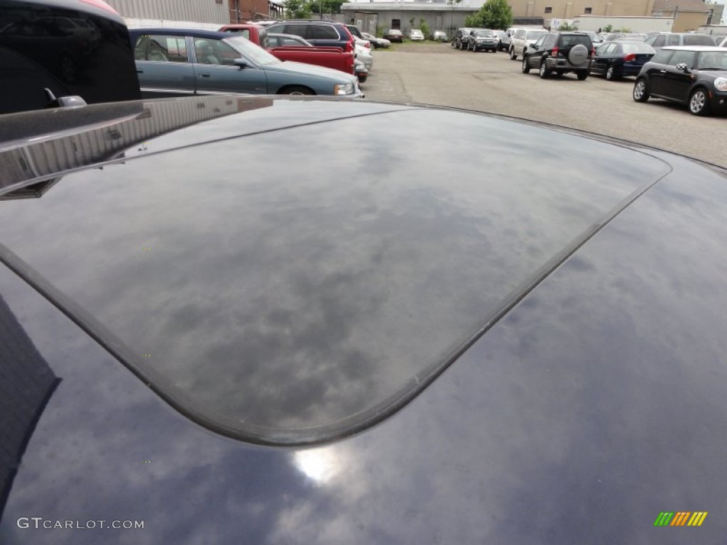 2005 Audi A8 4.2 quattro Sunroof Photos