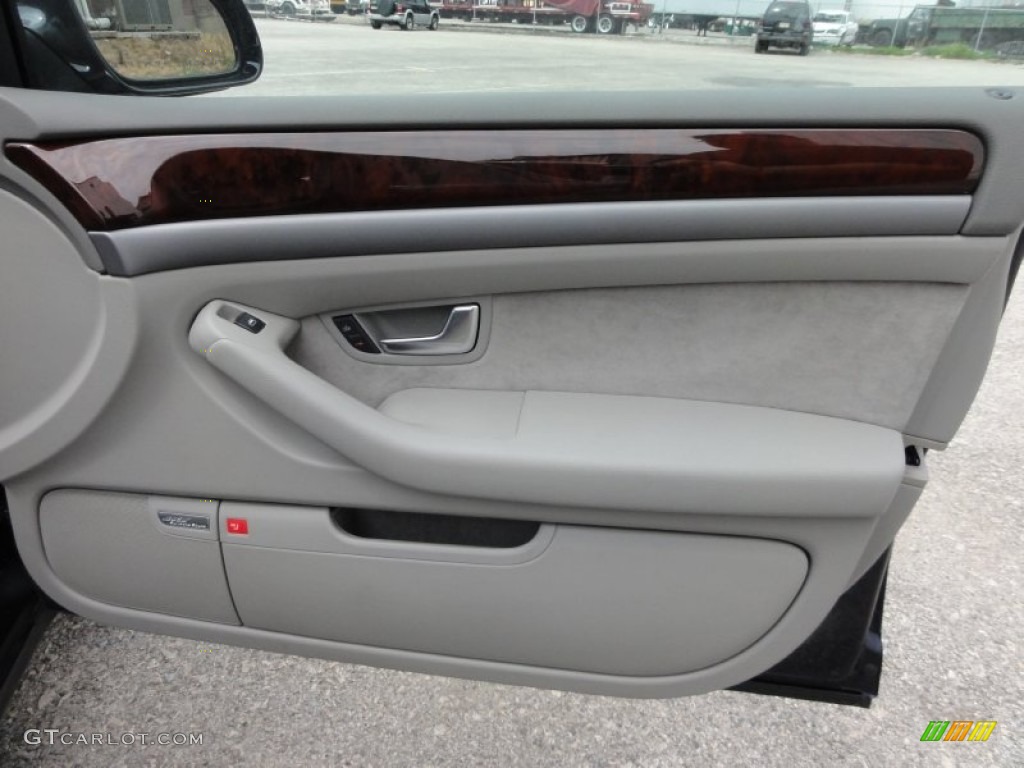 2005 Audi A8 4.2 quattro Platinum Door Panel Photo #51098285