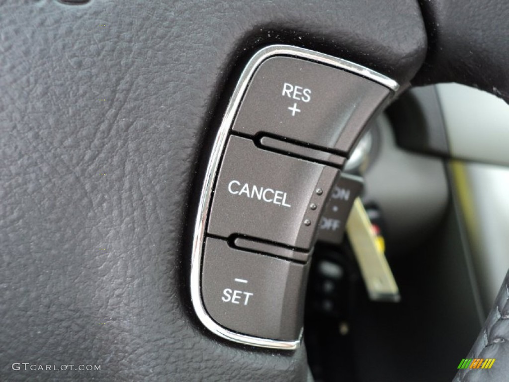 2010 Hyundai Sonata SE V6 Controls Photo #51098510