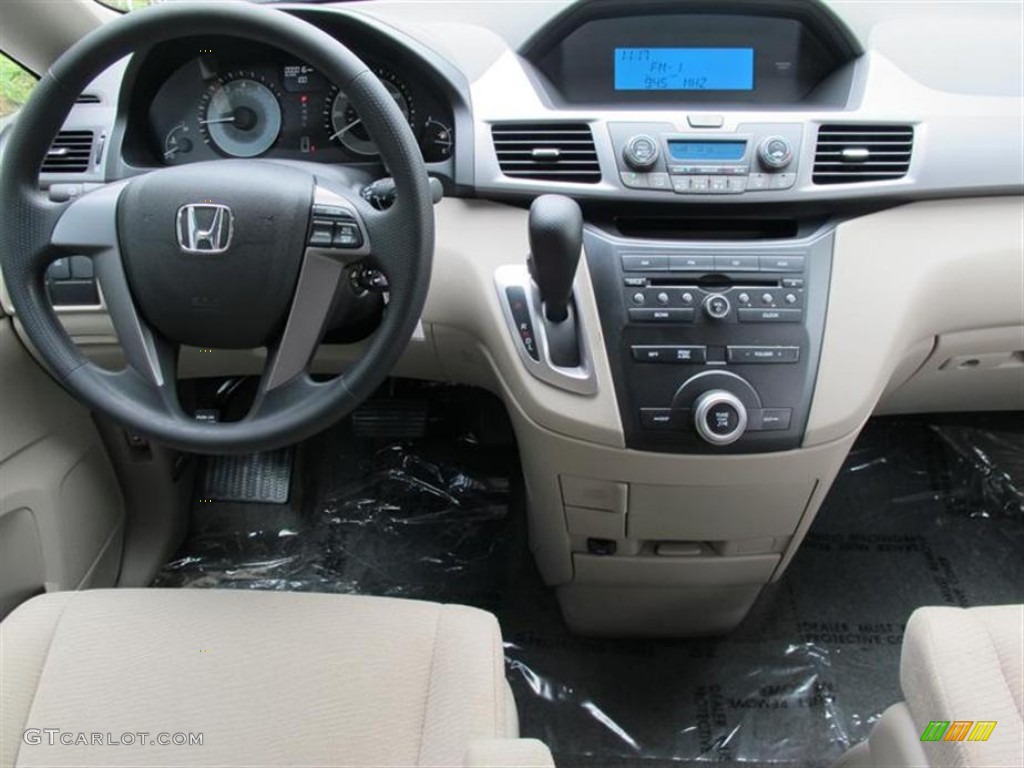 2011 Honda Odyssey LX Beige Dashboard Photo #51099710