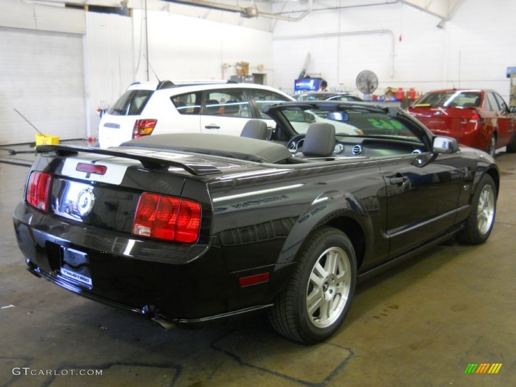 2007 Mustang GT Premium Convertible - Black / Dark Charcoal photo #2