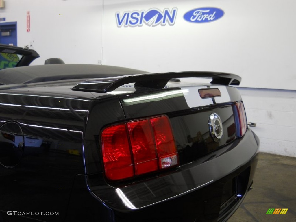 2007 Mustang GT Premium Convertible - Black / Dark Charcoal photo #13