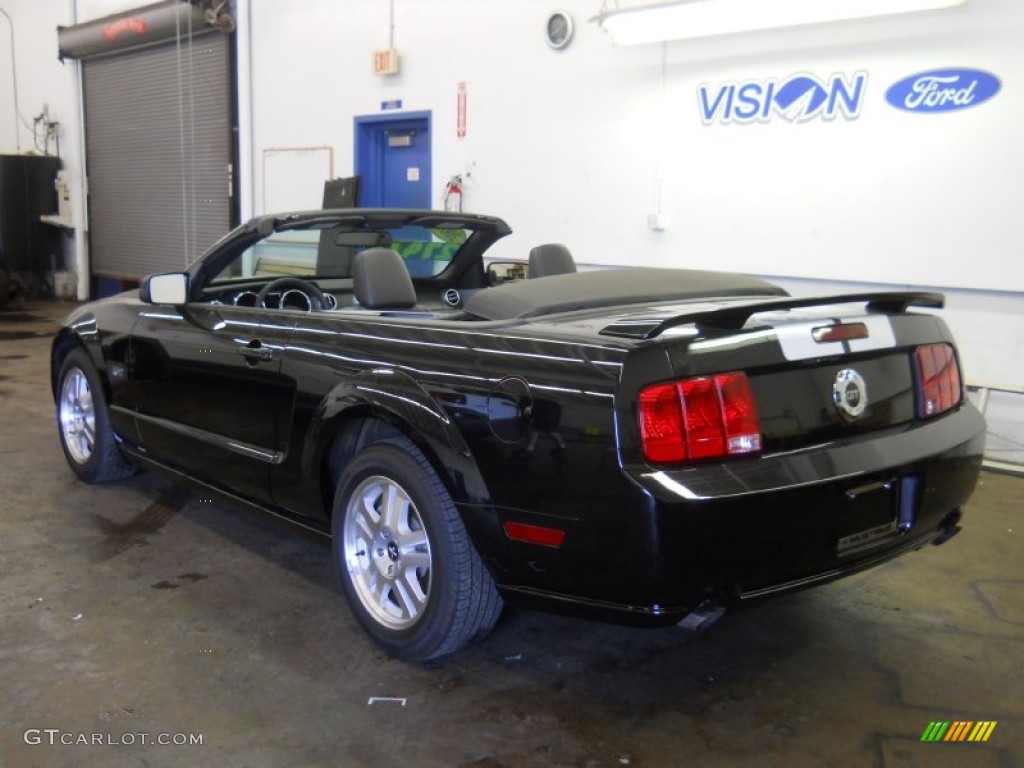 2007 Mustang GT Premium Convertible - Black / Dark Charcoal photo #16