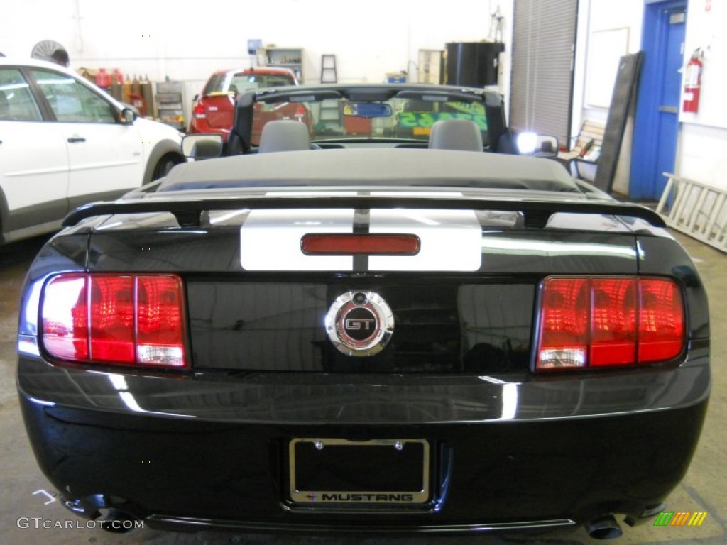 2007 Mustang GT Premium Convertible - Black / Dark Charcoal photo #17