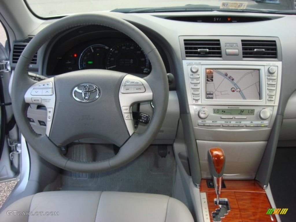 2010 Camry Hybrid - Classic Silver Metallic / Ash Gray photo #11