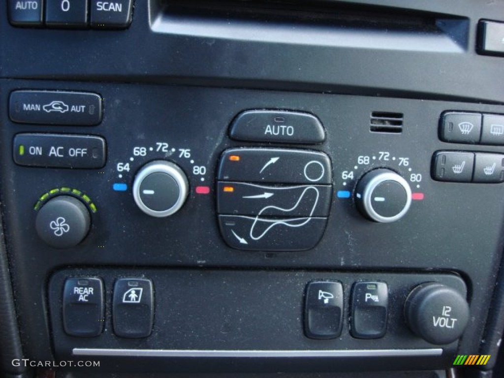 2007 Volvo XC90 V8 AWD Controls Photo #51104375