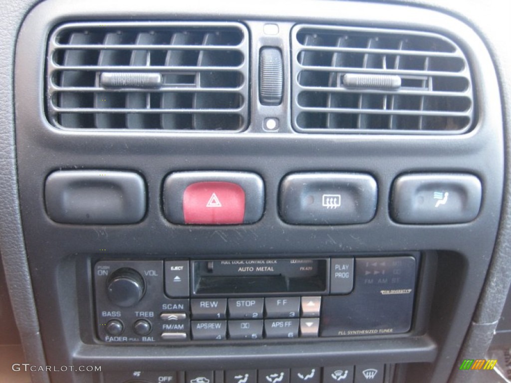 1991 Infiniti G 20 Sedan Controls Photo #51107060