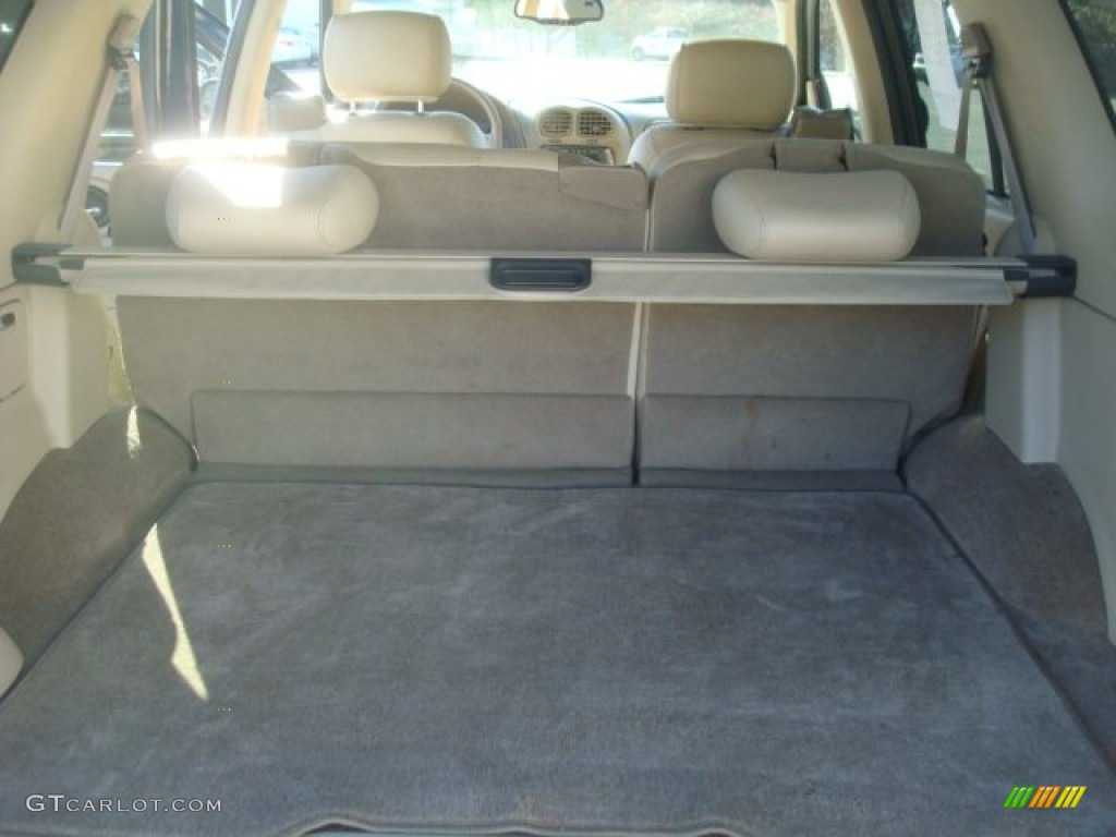 2004 Rainier CXL AWD - Indigo Blue Metallic / Light Cashmere photo #13