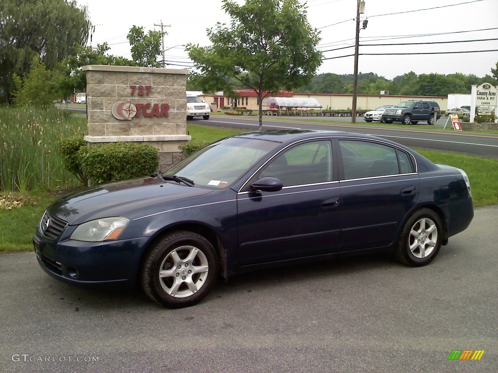 2005 Altima 2.5 S - Majestic Blue Metallic / Charcoal photo #1