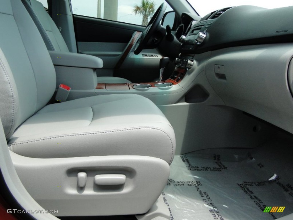 2010 Highlander Limited - Salsa Red Pearl / Ash photo #30